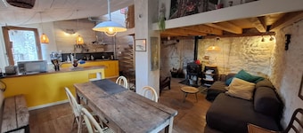 Charming house in the village of EUS