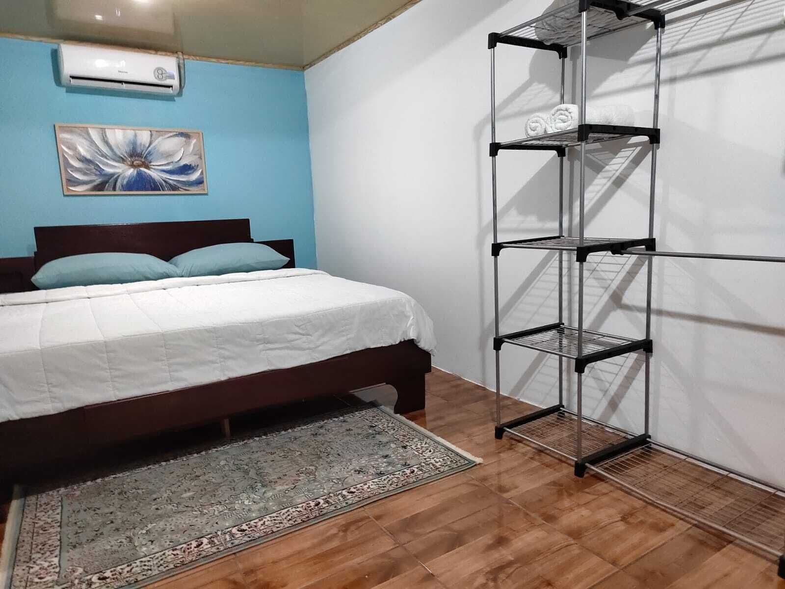 1 bedroom, free WiFi, bed sheets