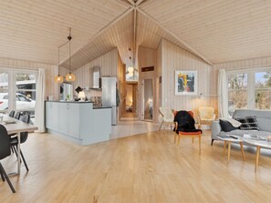 Fernseher, Kamin