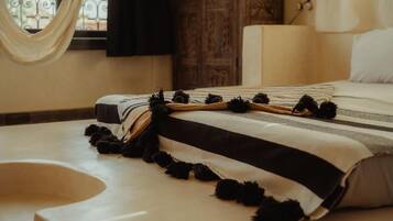 Comfort tweepersoonskamer, uitzicht op zwembad | Donzen dekbedden, Select Comfort-bedden, gratis wifi, beddengoed