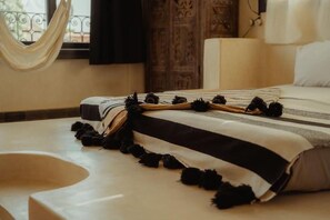 Cubrecamas, colchones Select Comfort, wifi gratis y ropa de cama 