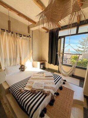 Chambre Double Deluxe, vue piscine | Wi-Fi gratuit