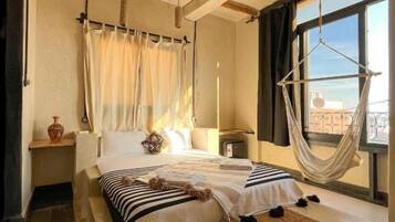 Cubrecamas, colchones Select Comfort, wifi gratis y ropa de cama