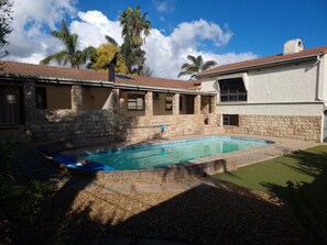 Exterior - Ojong's Self-Catering Accommodation (Cape Town)