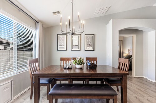 Family Retreat with Private Heated Pool near Golf Course and AZ Athletic Grounds