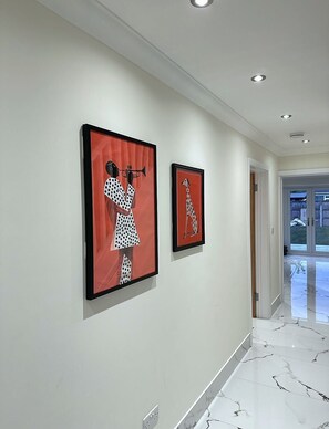 Interior - Spacious & Relaxing 4BR House | Excellent transpo. (Luton)
