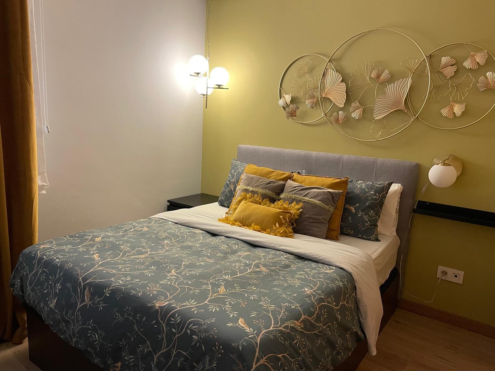 1 bedroom, iron/ironing board, internet, bed sheets