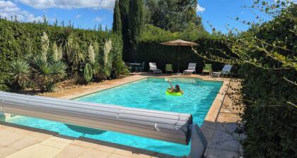 Le Mas des Oliviers - Swimming pool & Farniente