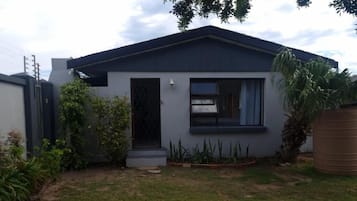 Apartment, 1 Bedroom, Accessible, Fireplace | Exterior