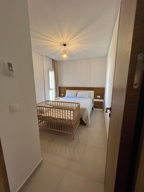 2 bedrooms, travel cot, WiFi, bed sheets - Luxury apartment Mirador Golf 3 Cabo Negro (Cabo Negro)