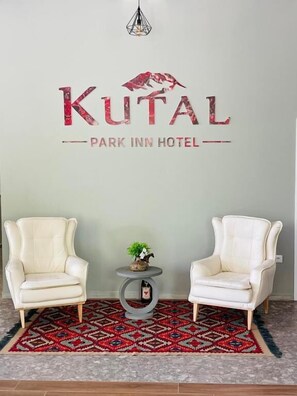 Interior - Kutal Park Inn Hotel (Përmet)