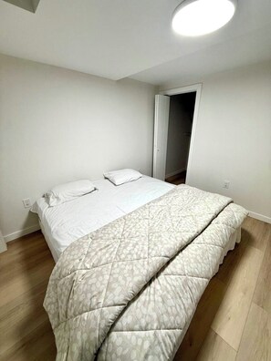 4 chambres, accès au Wi-Fi (inclus), literie fournie