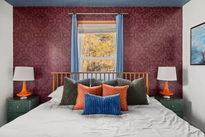 7 chambres, fer et planche à repasser, Wi-Fi, draps fournis