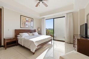 3 bedrooms, WiFi, bed sheets, wheelchair access