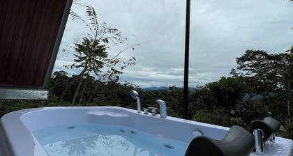 Refugio de la Niebla Puyo Glamping