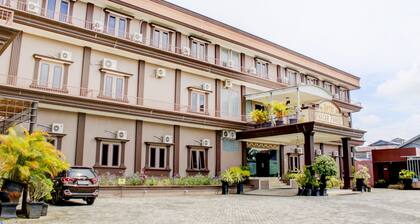 Townhouse Oak near Duta Mall Palangka Raya formerly Hotel Nascar Family