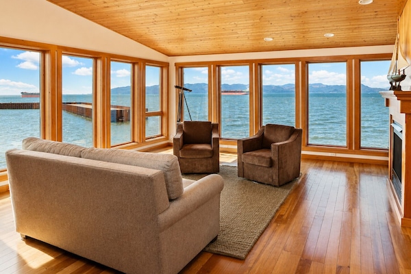 Luxury Penthouse, River View | View from room