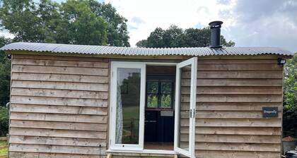 Cosy bespoke Shepherd Hut for two on the edge of the Yorkshire Dales.