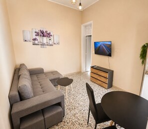 Living area - Cinema Apartment • 5 Guests • Near Beach Trapani (Sicily)