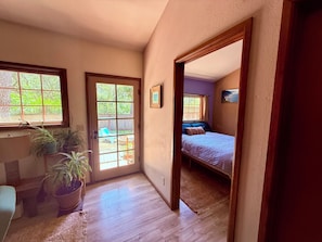 2 bedrooms, desk, iron/ironing board, free WiFi