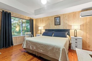 4 Schlafzimmer, Bügeleisen/Bügelbrett, kostenloses WLAN, Bettwäsche