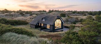 "Yanne" - 550m from the sea by Interhome