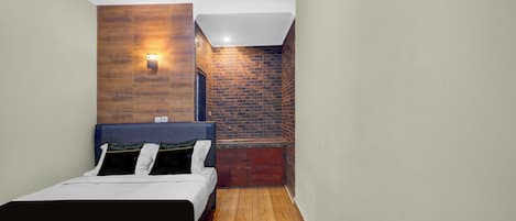 Deluxe Double Room | Premium bedding, free WiFi, bed sheets