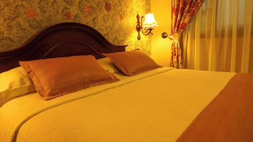 5 slaapkamers, een strijkplank/strijkijzer, internet, beddengoed