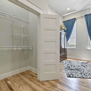 Classic Loft, City View | Bathroom | Hair dryer, towels, soap, toilet paper