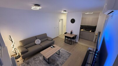 Cozy 1-bedroom building apartment in welcoming Kostajnica with AC