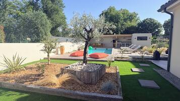 Piscine extérieure