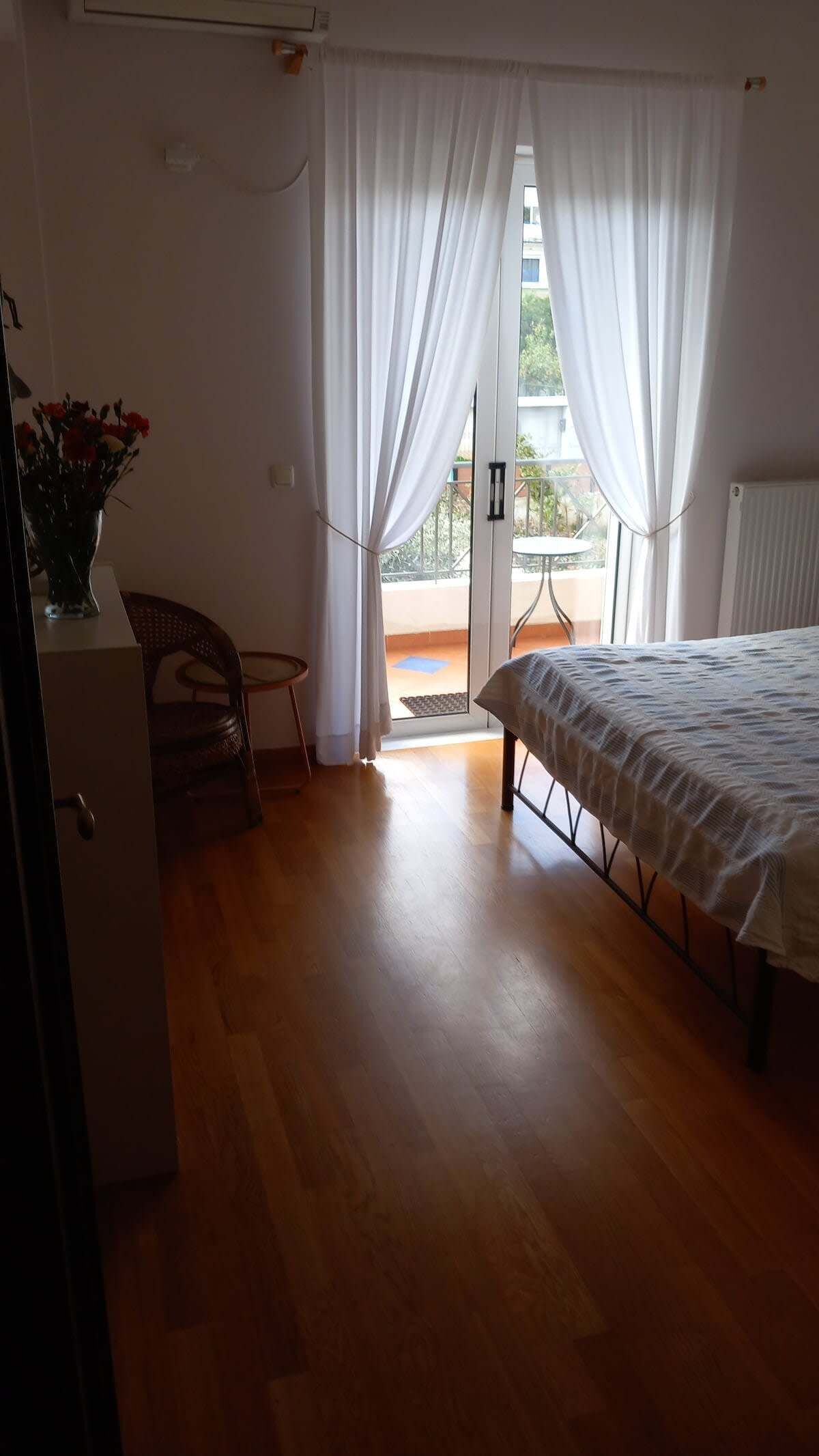 1 bedroom, iron/ironing board, travel cot, WiFi
