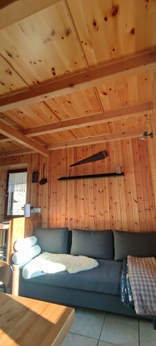 Baita Carlito - Quiet and sunny setting overlooking the forest