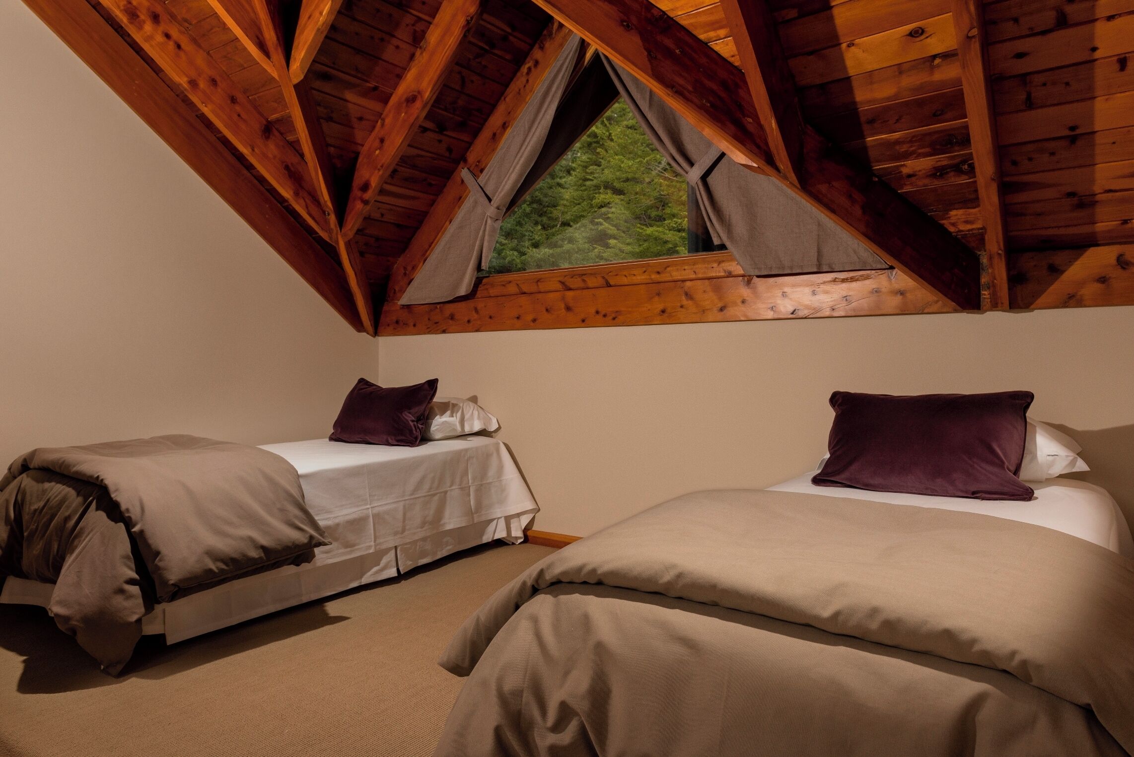 In-room safe, free WiFi, bed sheets