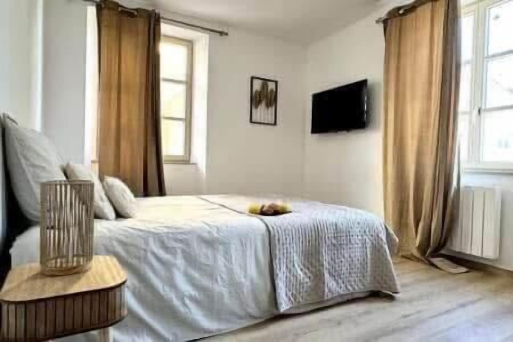 Habitación doble Confort | Insonorización y wifi gratis 