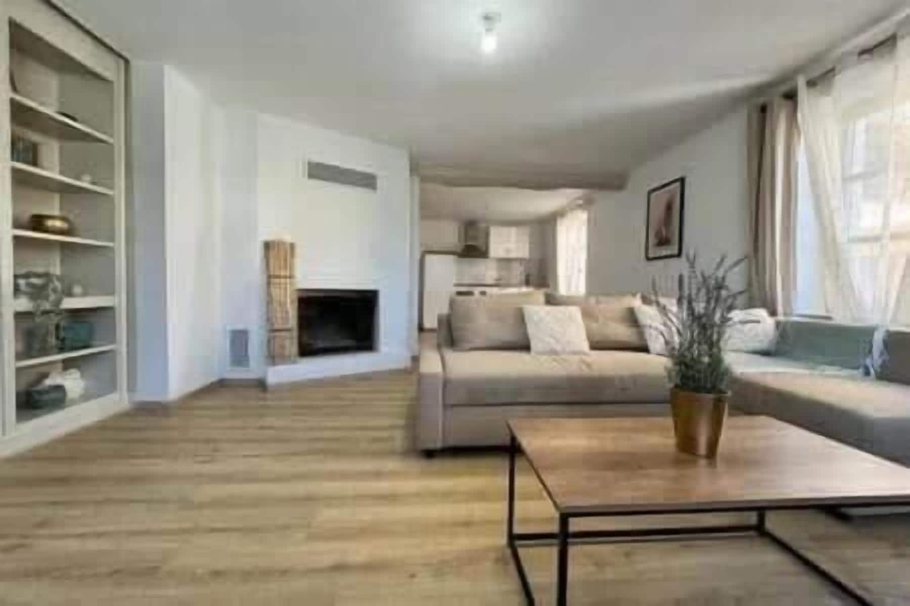 Appartement Confort, vue jardin | Coin séjour