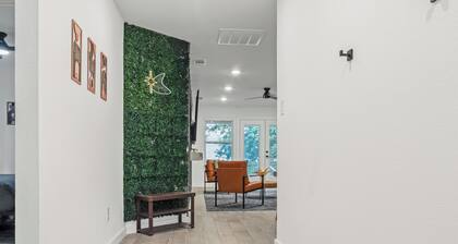 Hidden Lake Gem Arcade Stay