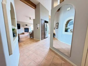 Interior - 3BR-King Beds - West Sedona Retreat - Entire House (Sedona)