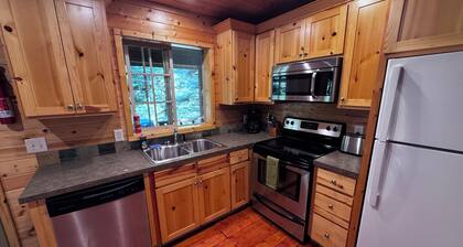 Serene cabin in beautiful Thorne Bay, perfect for relaxing