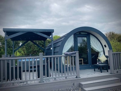 Ryeland Pod