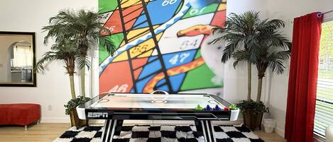 Spielezimmer