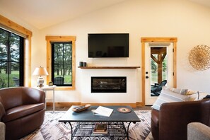 Fernseher, Kamin