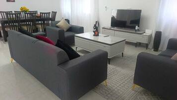 Comfort Villa, Lagoon View | Living area