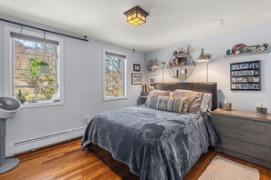 3 chambres, fer et planche à repasser, Wi-Fi gratuit, draps fournis