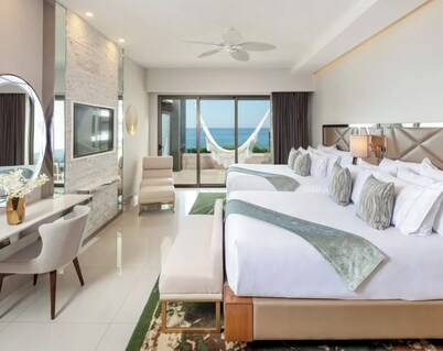 GARZA BLANCA CABO LUXURY STUDIO RESORT Beachfront Infinity Pools Fine Dining
