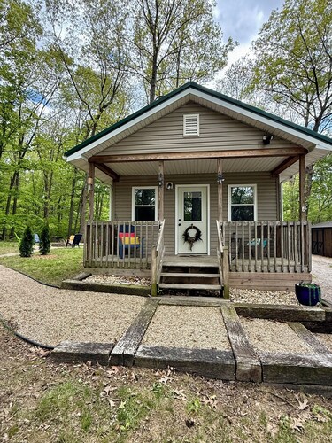 “Serenity Now” a 2BR country home in the heart of Amish Country