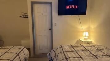 1 bedroom, internet, bed sheets