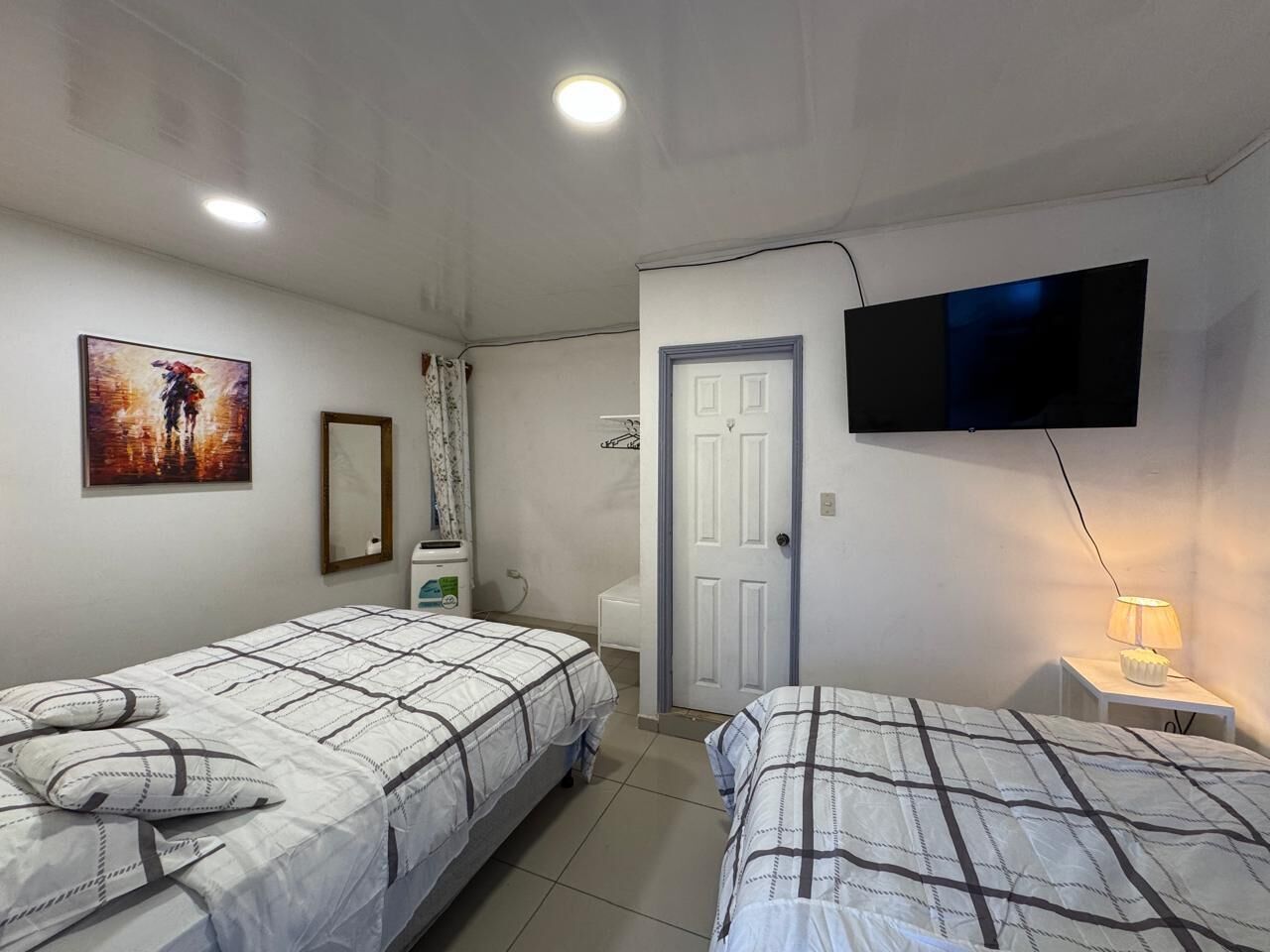 1 habitación, internet y ropa de cama 
