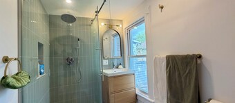 The Gallery House: Modern Heritage in Rondout Kingston Waterfront