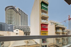 Property grounds - 2BR Apt in St Julian’s Heart (St. Julian`s)